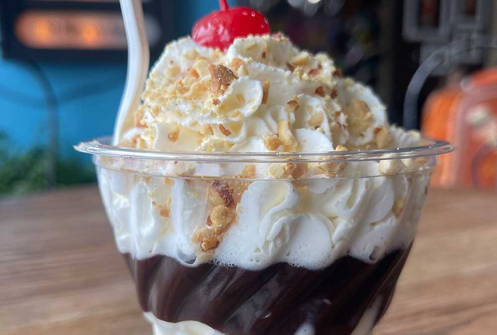 Traditional Sundae Mountain State Creamery